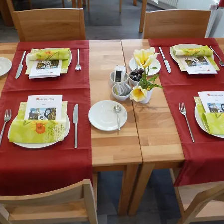 Guest house Restaurant Sunnmatt 3*