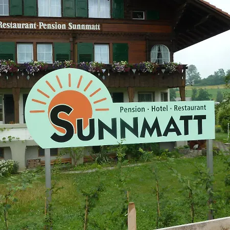 Restaurant Sunnmatt Гостевой дом Aeschi Bei Spiez