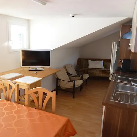 Vendégház Restaurant Sunnmatt 3*