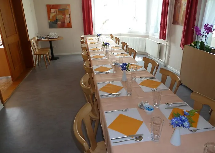 게스트하우스 Restaurant Sunnmatt Aeschi Bei Spiez